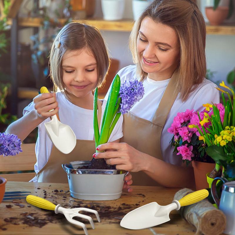Set di attrezzi da giardinaggi - Kids Outdoor Yard Tools recensione e prezzo